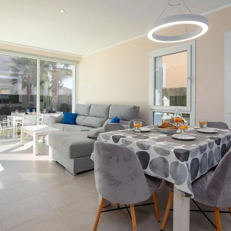 Holiday home Malibu By Interhome Oliva